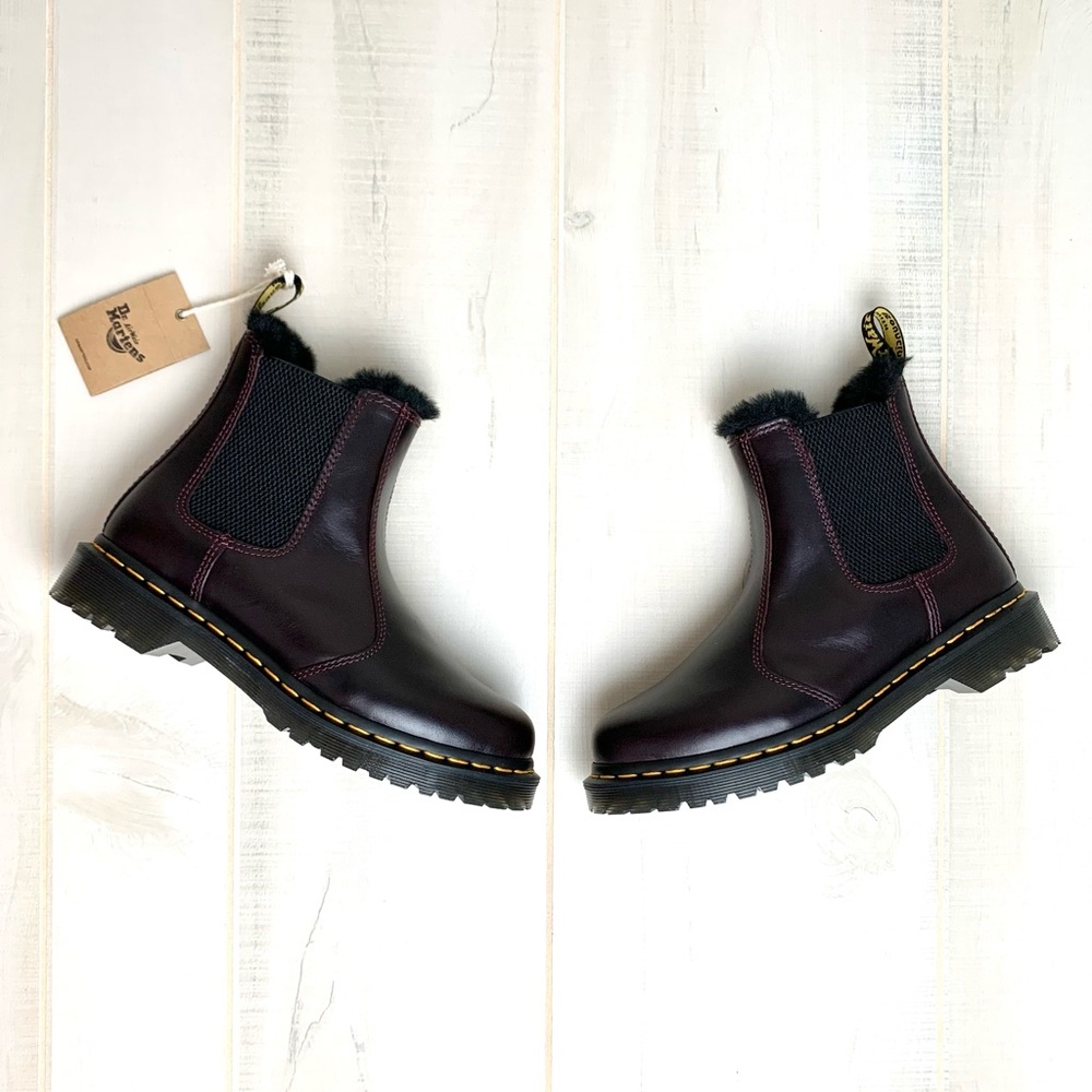 Dr. Martens 2976 Leonore Faux Fur Chelsea Boots 7